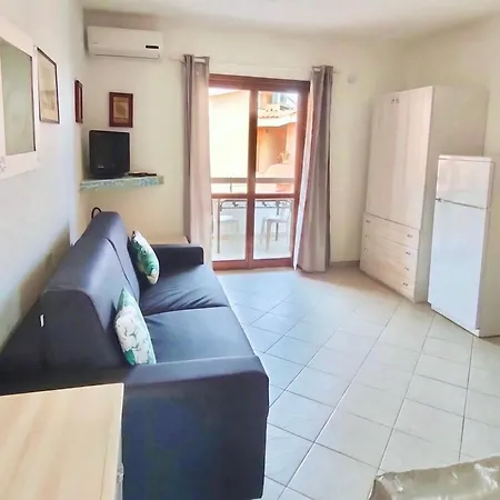 Aparthotel Baia De Bahas - In Marinella Just 200 Mt From The Sea 3*