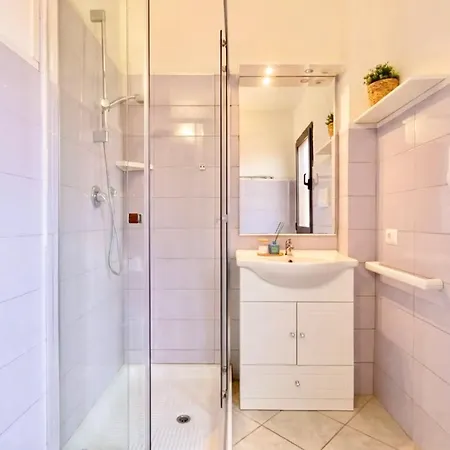 Aparthotel Baia De Bahas - In Marinella Just 200 Mt From The Sea 3*