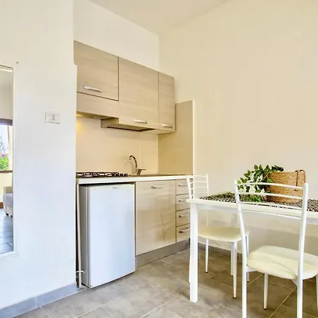 Aparthotel Baia De Bahas - In Marinella Just 200 Mt From The Sea